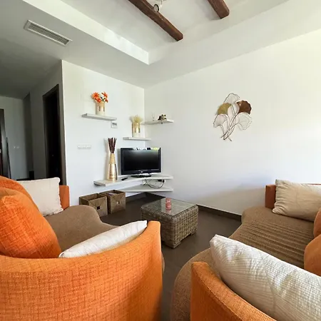 Isabel A 5km De Motorland Aragon Tatil Evi *